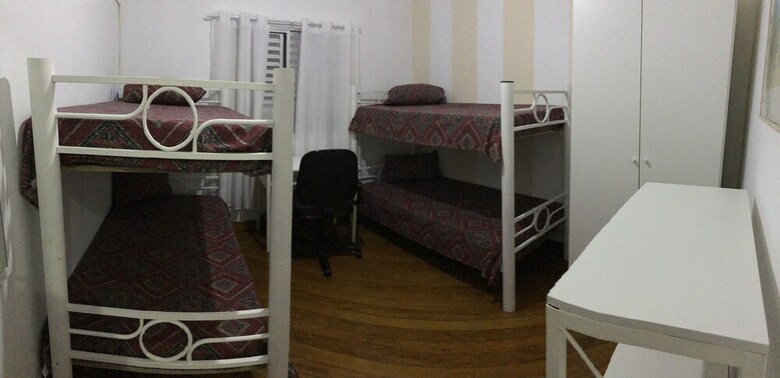 Hostal Hostel Ip�