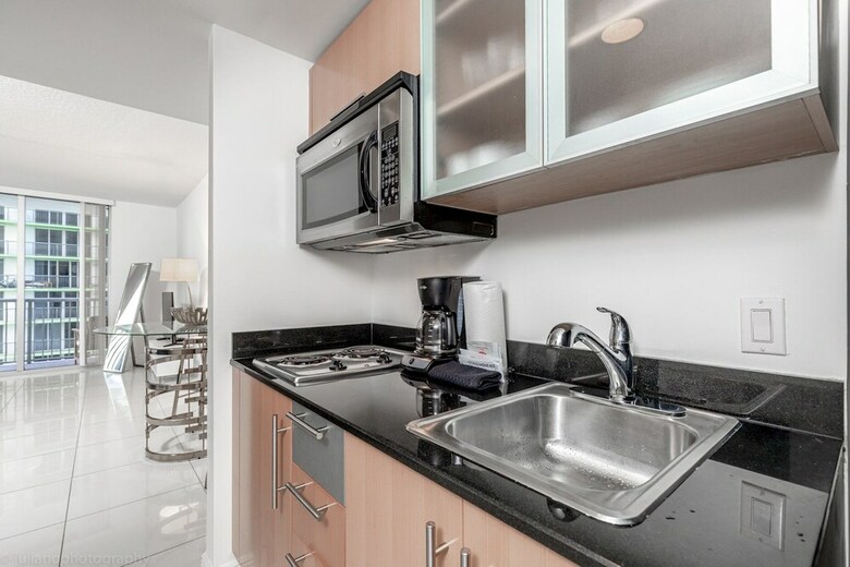 Apartamento Urban And Chic Condo With A Balcony