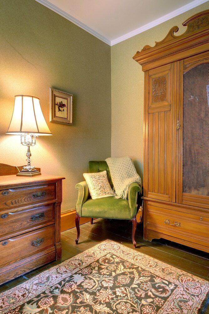Bed & Breakfast Devonshire Guest House & Spa