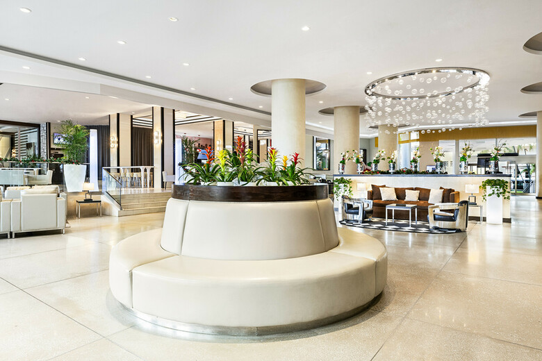 Hotel Riu Plaza Miami Beach