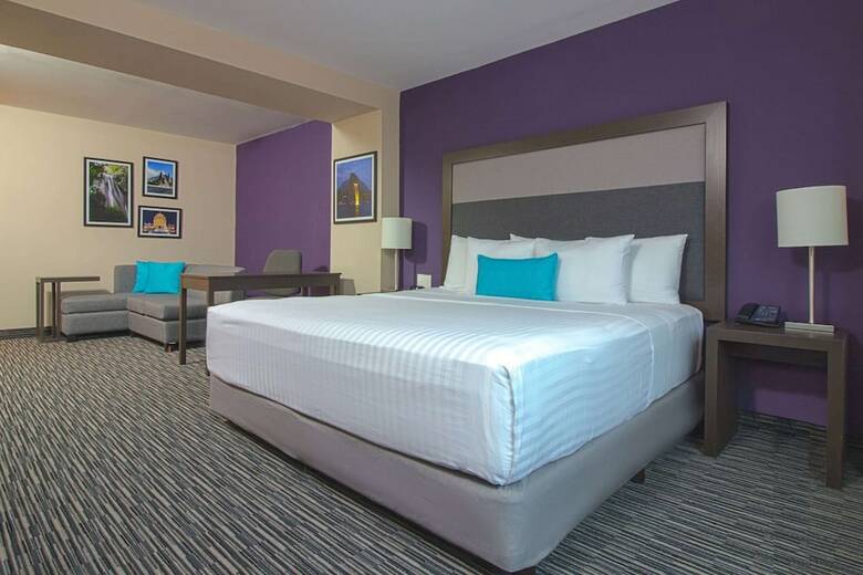 Hotel Fiesta Inn Monterrey Norte