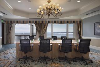 Monterey Plaza Hotel & Spa