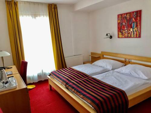 Hotel & Penzi�n Grand Matej