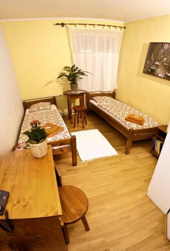 Hostal Penzion Portus