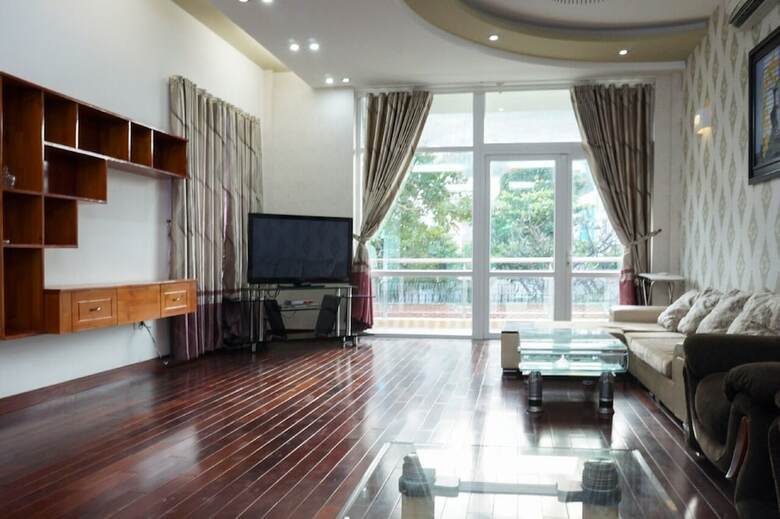F5 Villa