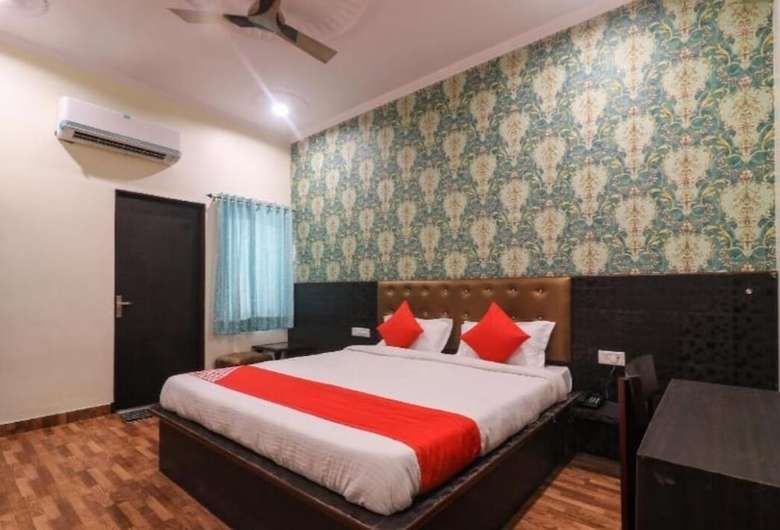 Hotel Aryan Vilas