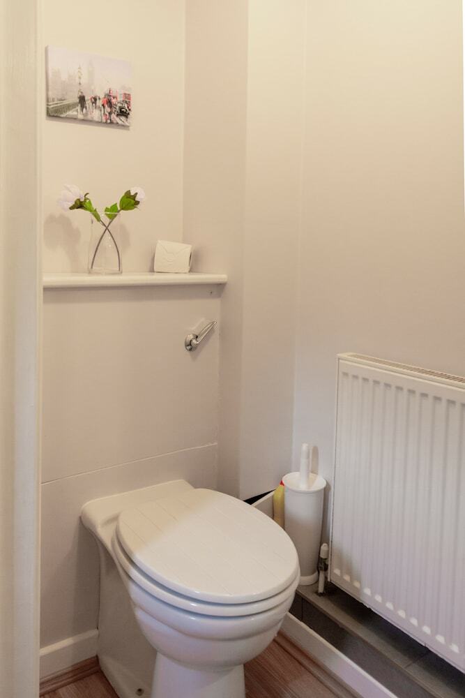Cosy 2-bed House