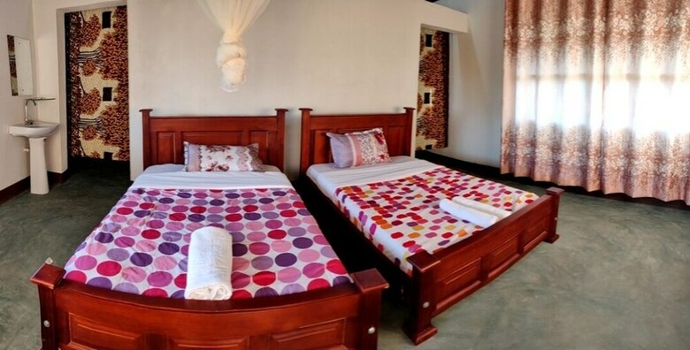 Posada Tangi Safaris Lodge