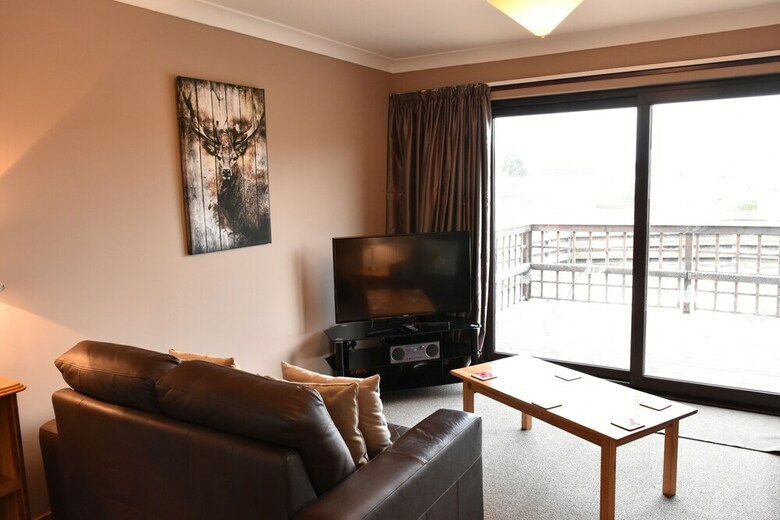 Modern 2 Bed Bungalow