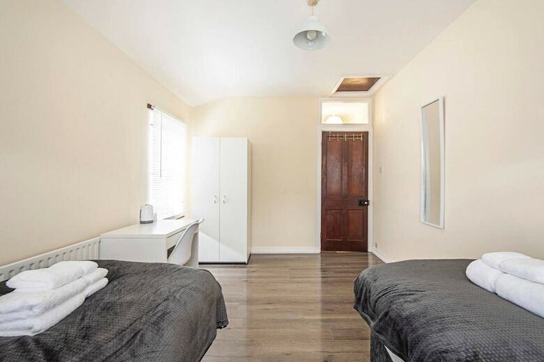 Residencia Comfortable 4-bed House