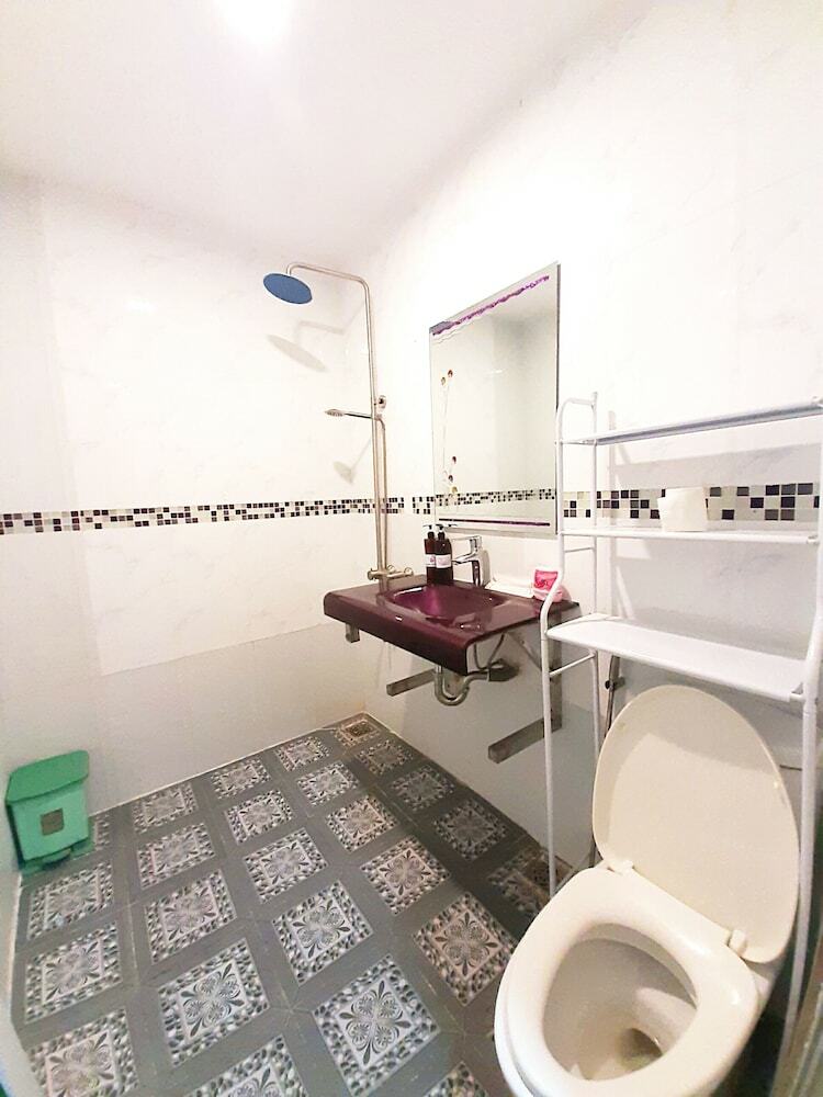 Hostal Ba Sao Hotel - Hostel