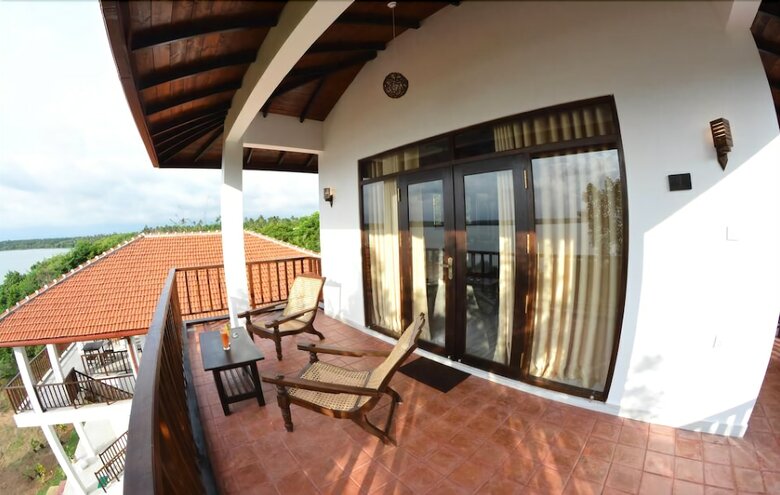 Hotel Ashansa Lagoon Resort