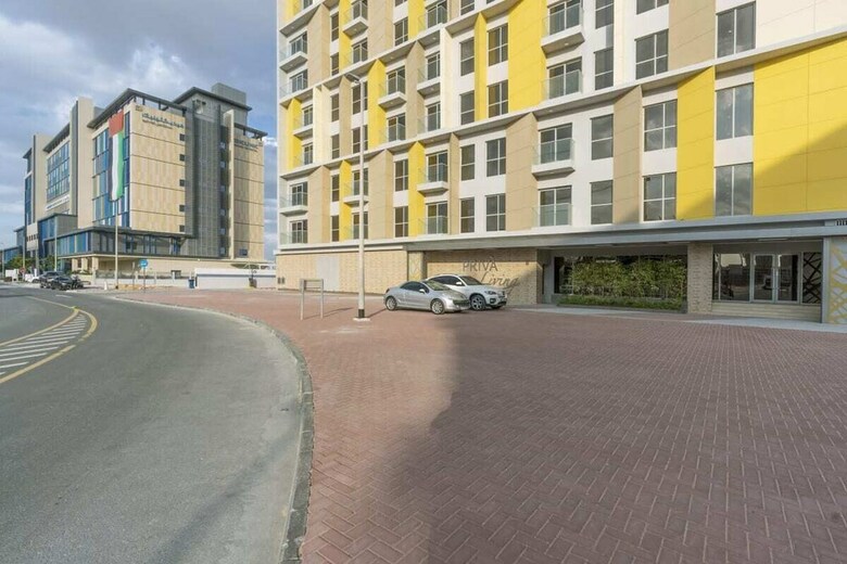 Delightful 2br Apartment Priv� Living