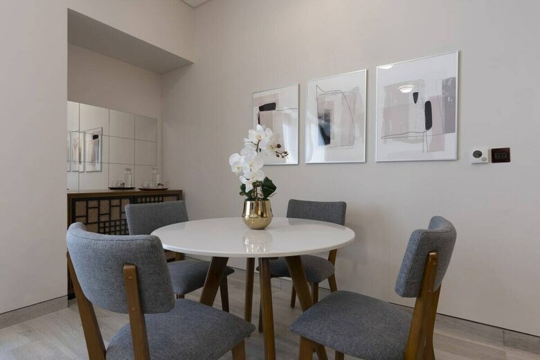 Gorgeous 2br Apartment Priv� Living