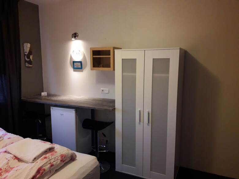Hotel Jonna Guesthouse