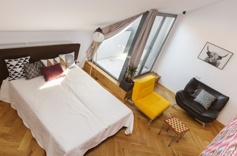 Aparthotel Camino Home2