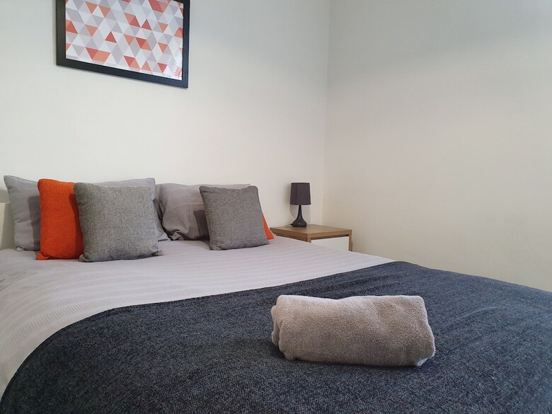 Modern Spacious Executive Apartment