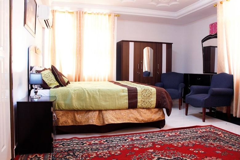 Aparthotel Golden Coast Hotel
