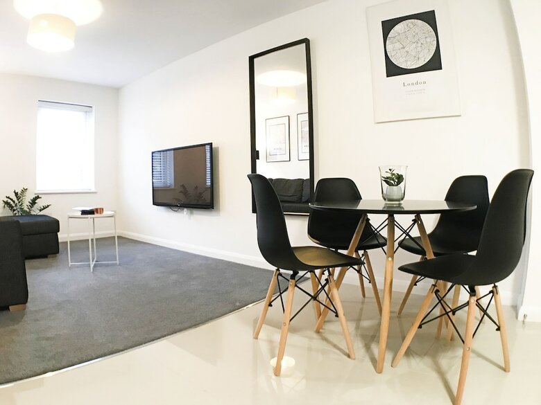 Luxury One Bedroom Apartment Aldershot