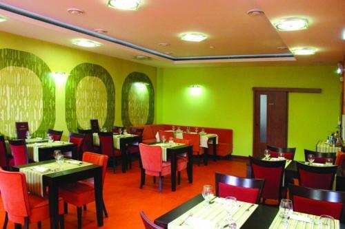 Hotel Cosmopolitan Senec