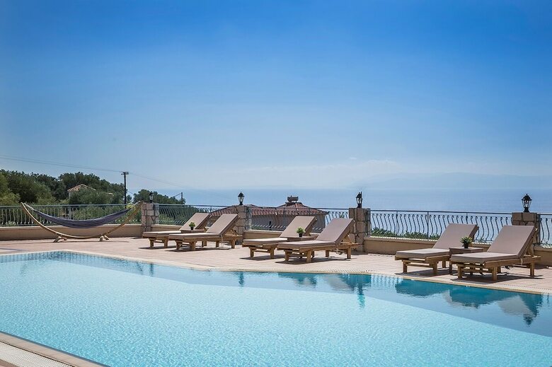 Aparthotel Diana Suites