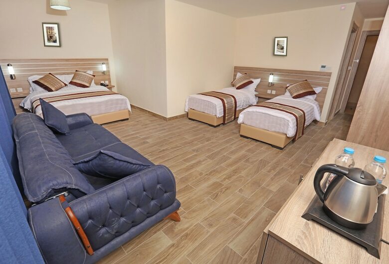 La Riva Hotel
