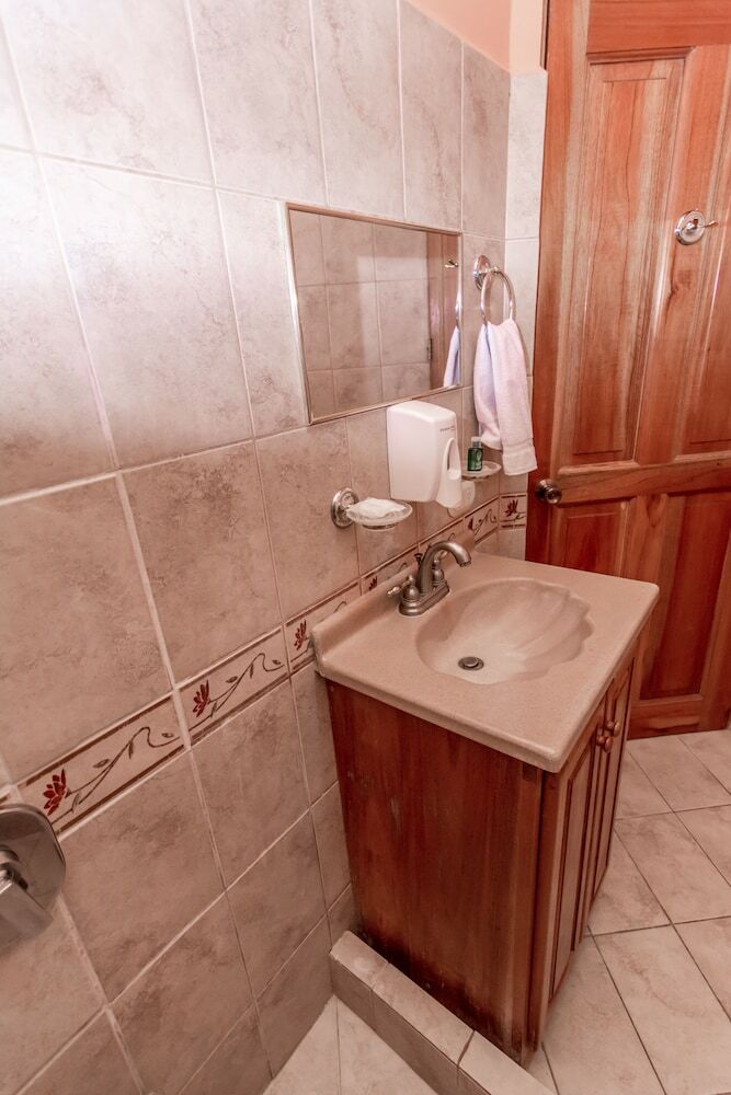 Hermosa Heights Villa 16