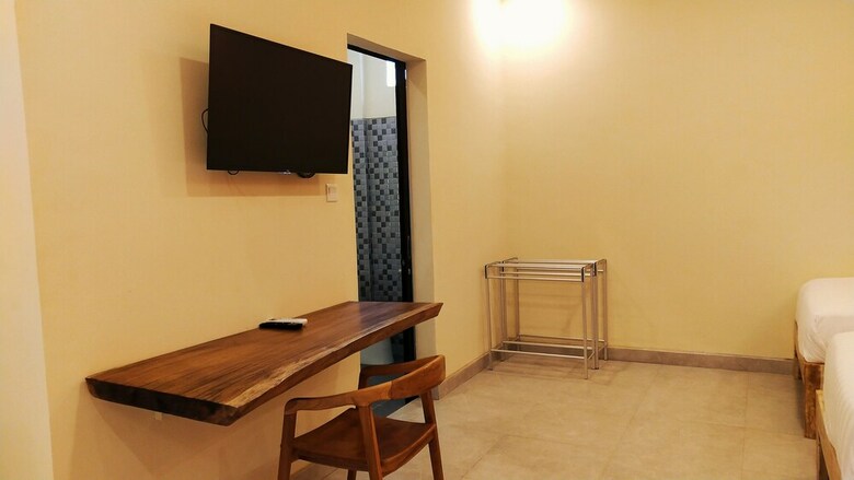 Hostal Umah Dangin Guesthouse - Hostel