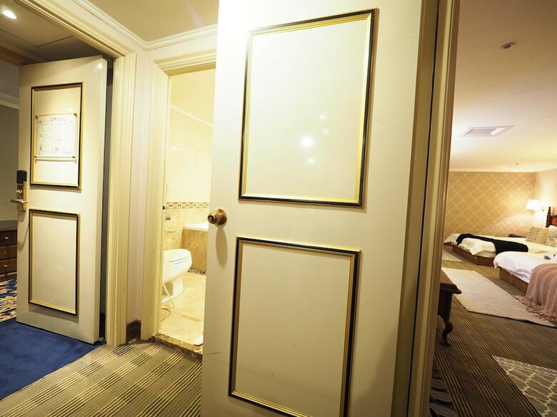 Hotel Capital Family