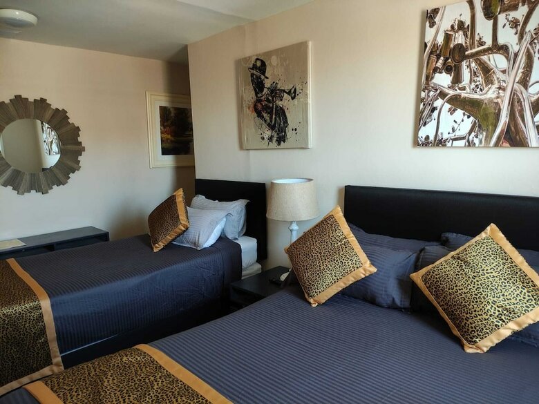Hotel Double Bedroom Studio