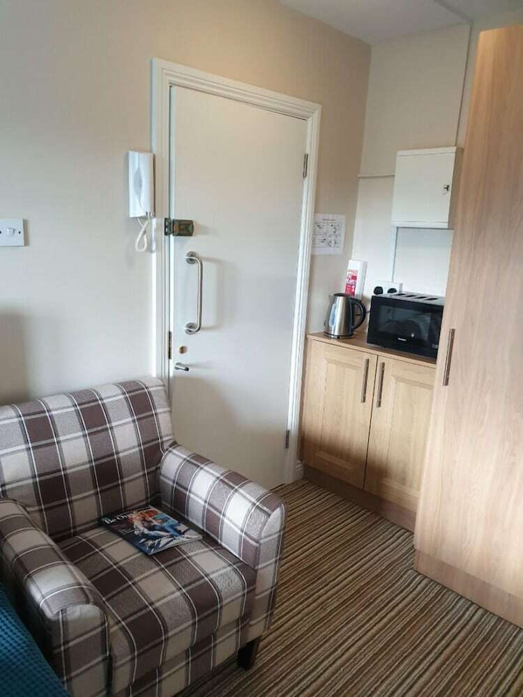 Hotel Double Bedroom Studio