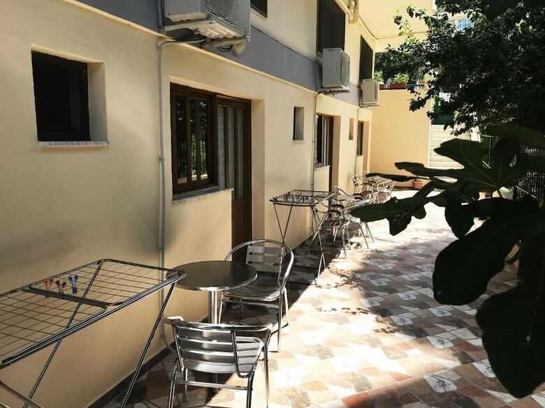 Flutura Apartments