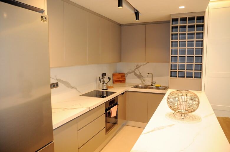 Luxurious Apartment In Acropolis