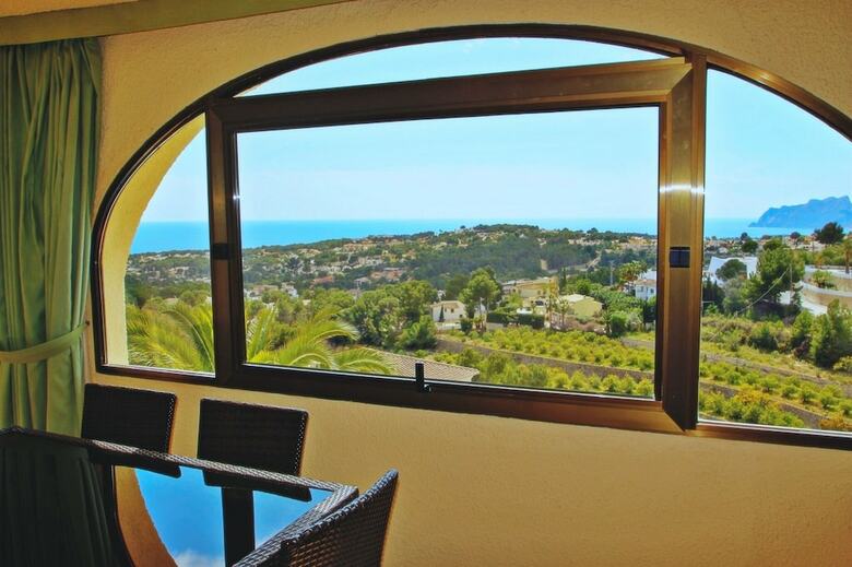 Villa Alegria - Sea View With Pool
