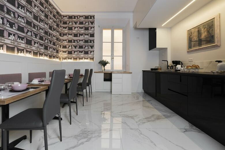 Hotel Cavour Suites Guest House