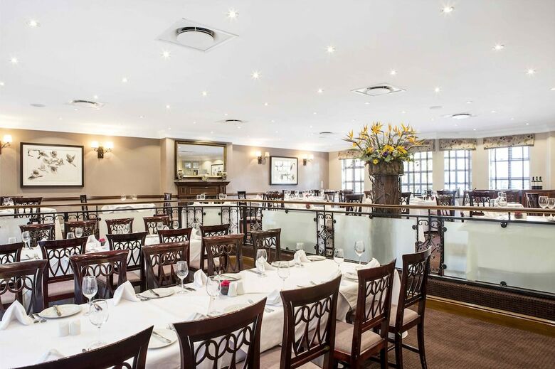 Faircity Quatermain Hotel
