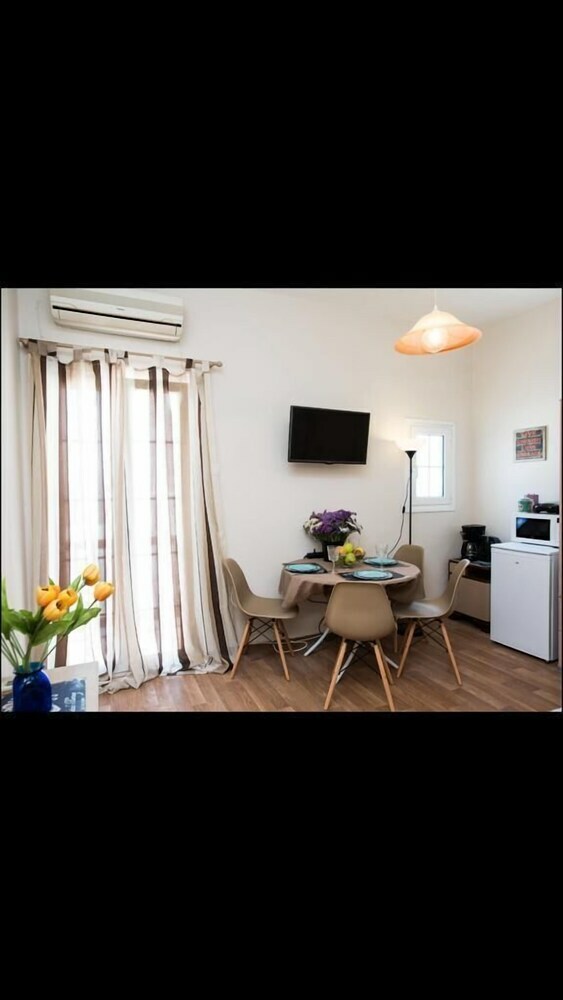 Hotel Paraportiani Guesthouse
