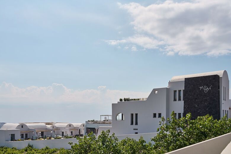Alleys Boutique &  Spa Hotel