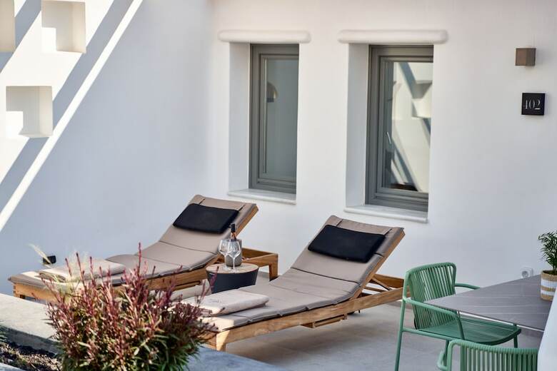 Alleys Boutique &  Spa Hotel