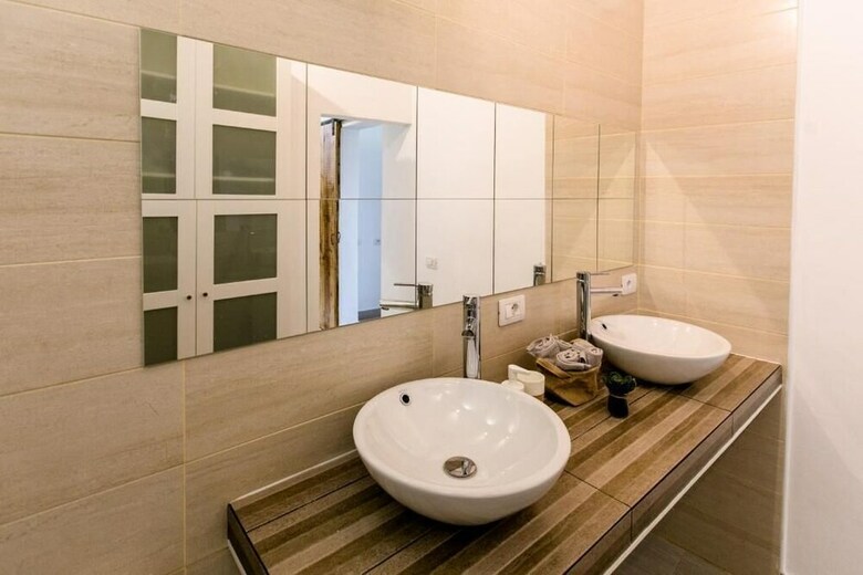 Casa Rural La Bodega, Moderna Y de Dise�o