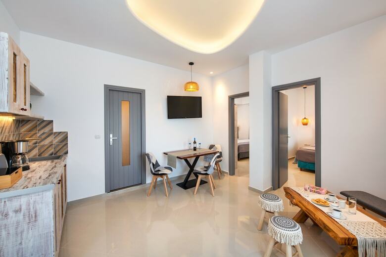 Hotel Abasa Suites