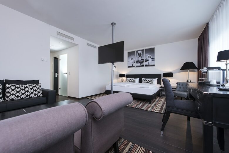 Hotel Wyndham Stuttgart Airport Messe