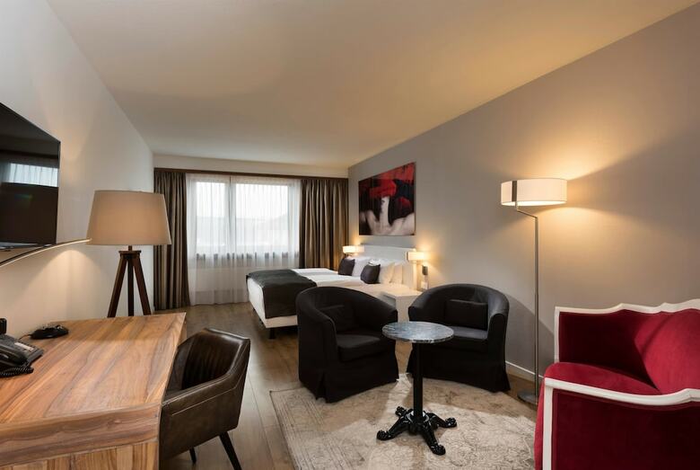Hotel Wyndham Stuttgart Airport Messe