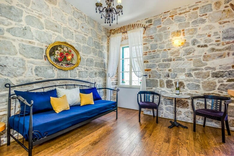 Hotel Captain's Guest House