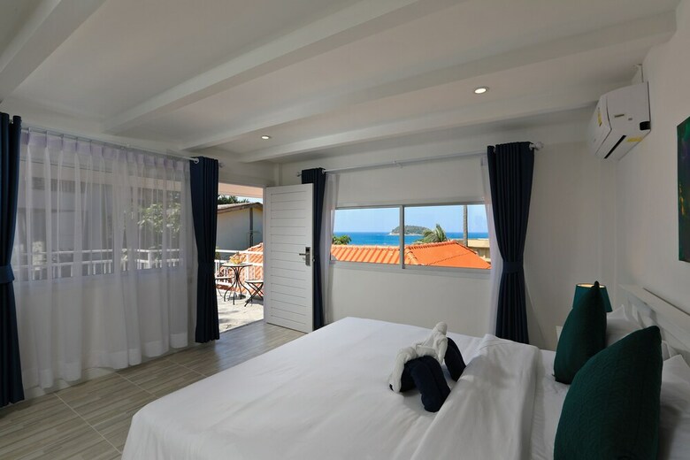 Hotel Kata White Villas