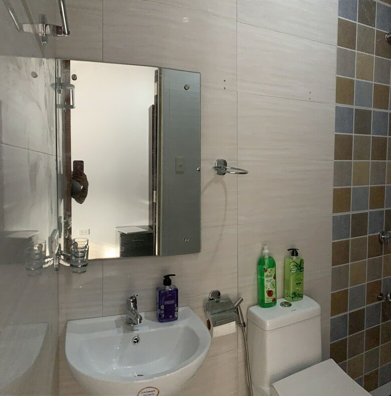 Hostal Monati Hostel