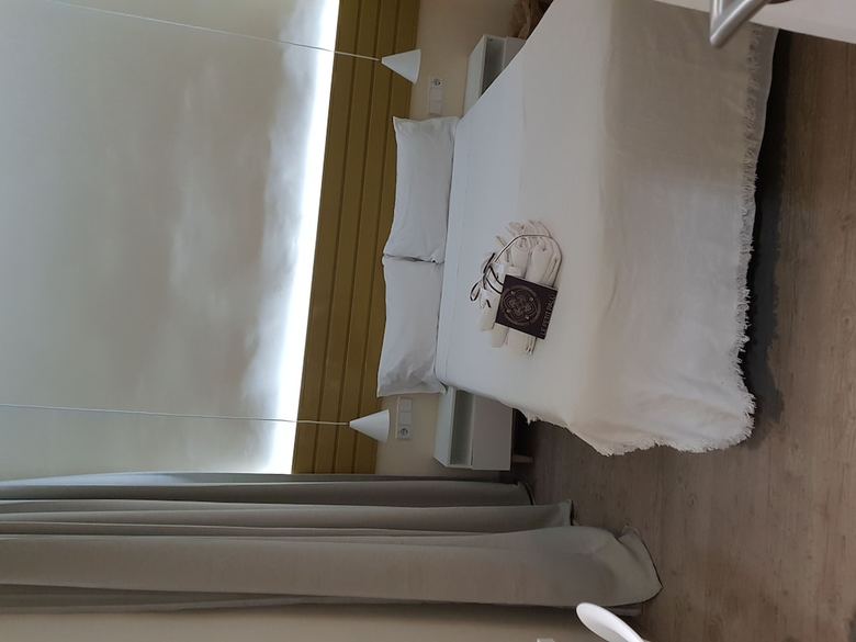 Hostal Le Petit Pal�