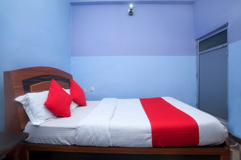 Spot On 739 Kayara Hotel