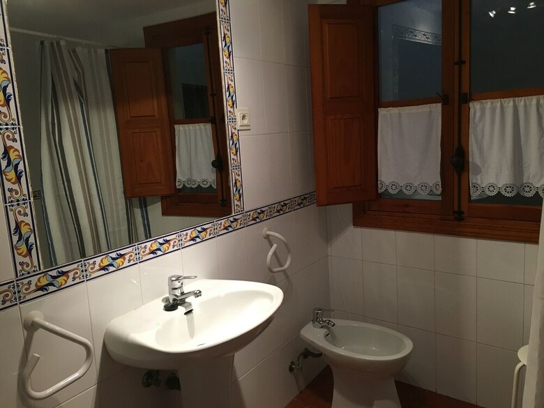 Apartamentos Alojamientos El Horno