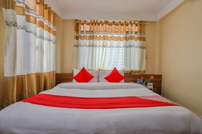 Oyo 734 Hotel Mount Kailash